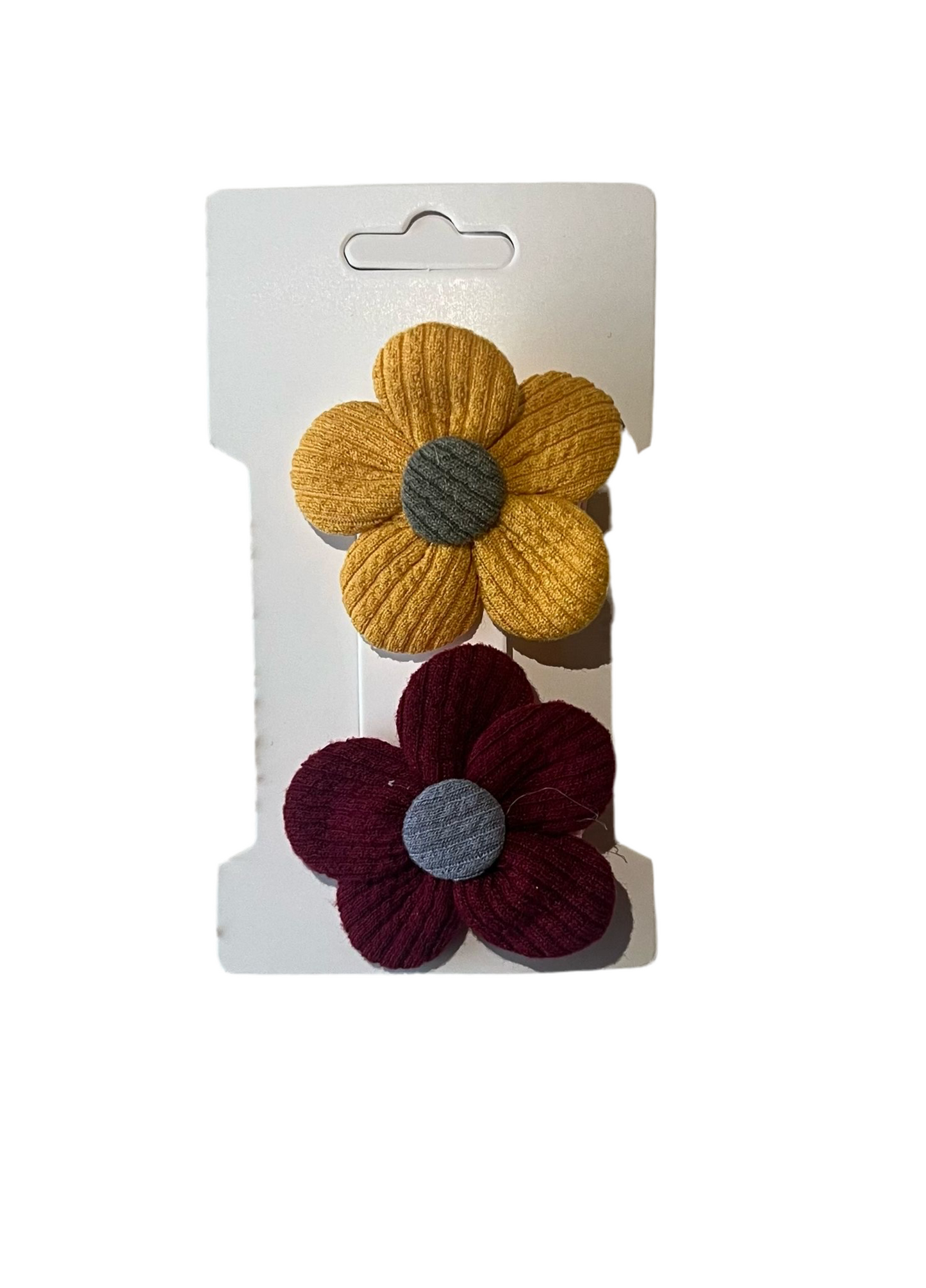 Haarclipje gebreide bloem