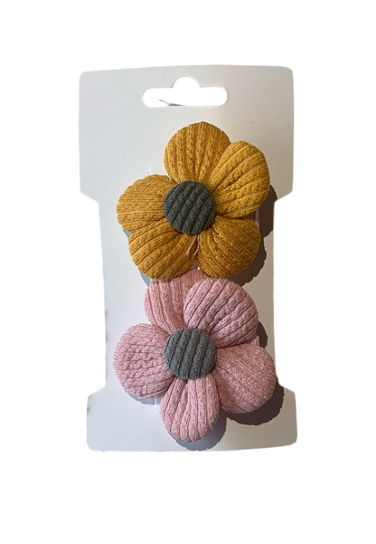 Haarclipje gebreide bloem