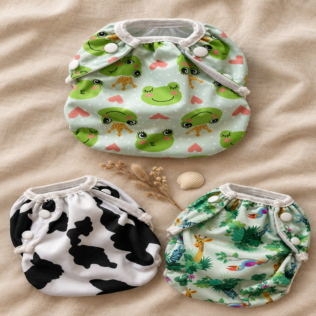 Wasbare zwemluier Kikker design – collectie flat-lay